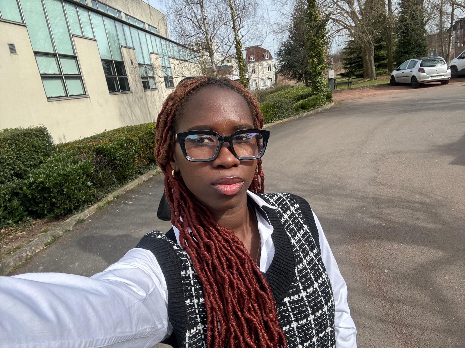 Secrétaire Générale adjointe